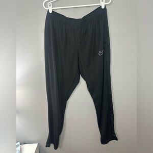 Nike Black Men's Athletic Joggers Sweatpants